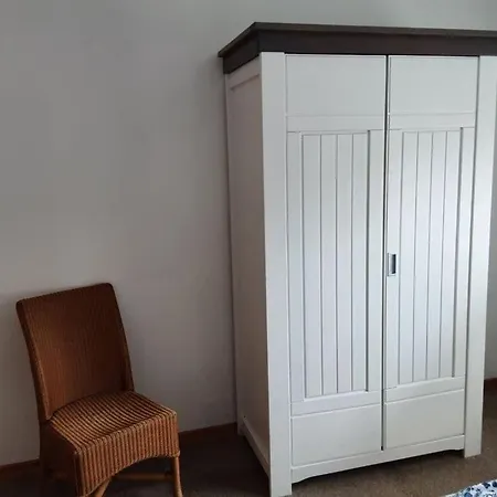 Holiday home Large Comfortable Butjadingen