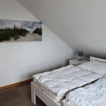 Holiday home Large Comfortable Butjadingen