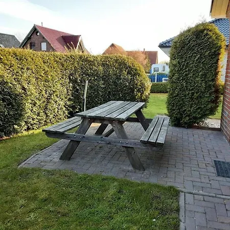 Large Comfortable Holiday home Butjadingen